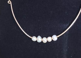 Floating Pearls Necklace